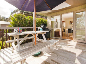 Beach on Bluff - Matarangi Holiday Unit